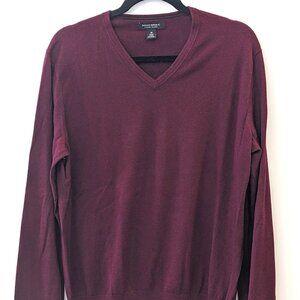 Banana Republic Men's Crimson V-Neck Sweater - Size Medium